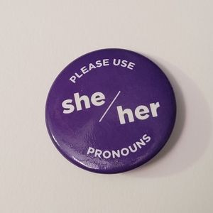 She/Her Pronoun Button